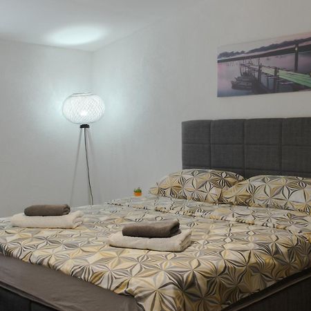 Apartments Hrvatin No 5 Saraievo Exterior foto